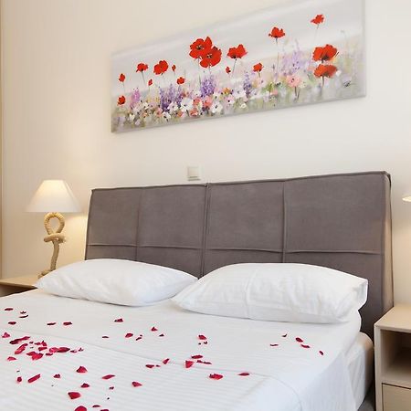 Petra Thea Apartment Kalamáta Eksteriør bilde