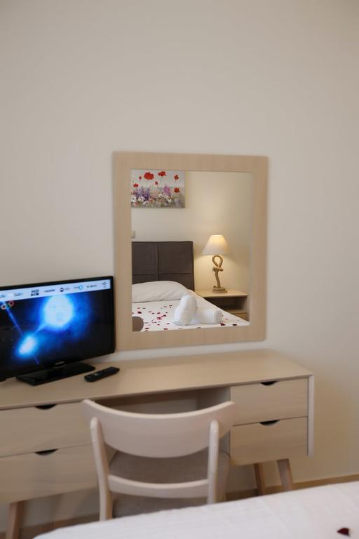Petra Thea Apartment Kalamáta Eksteriør bilde